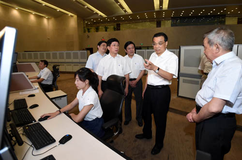 李克强：铁路建设质量第一铁路运营乘客至上